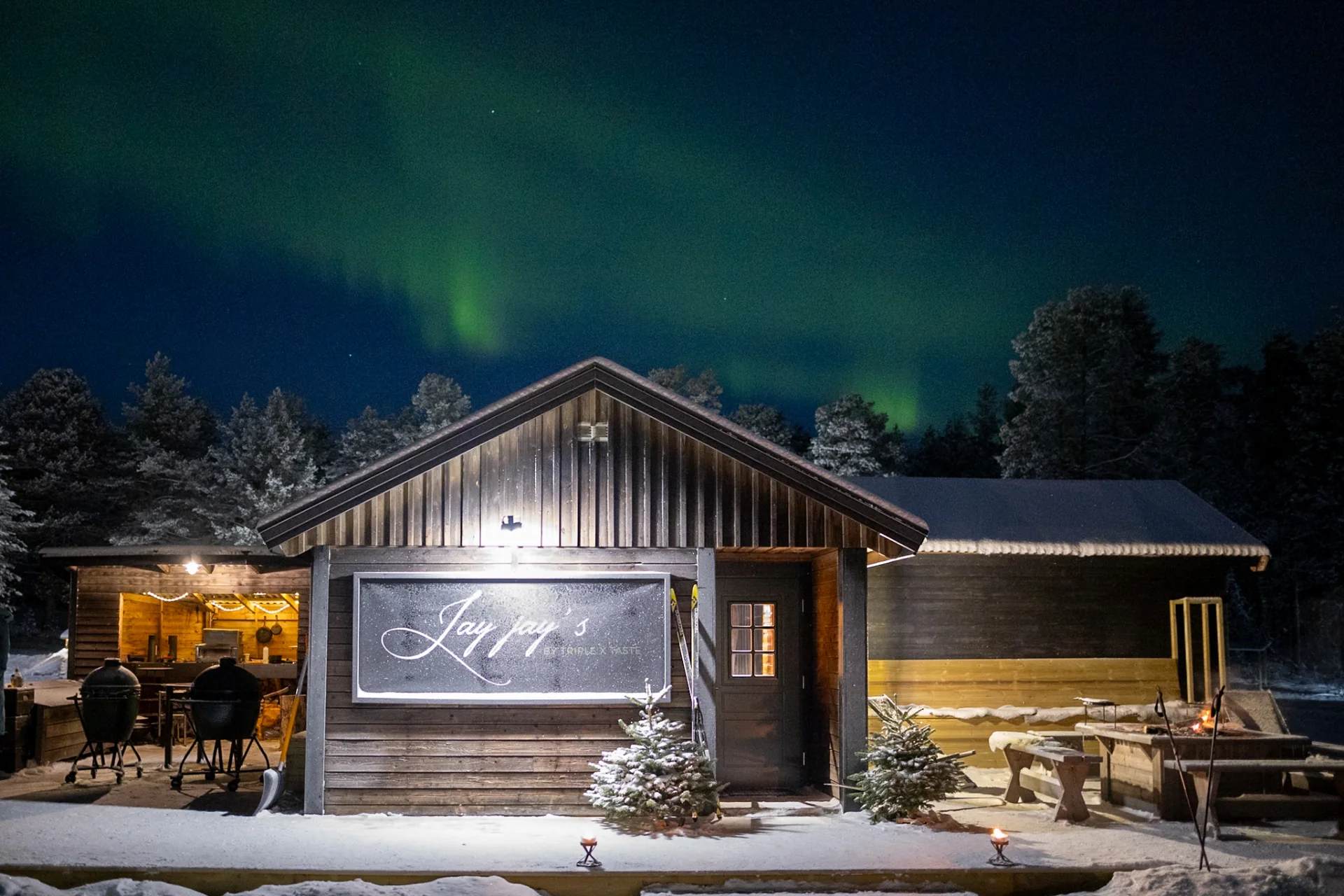 JayJay's cabin under the Northern Lights in Arvidsjaur